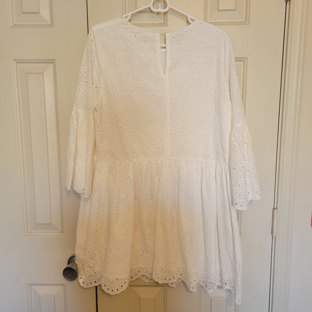 WHITE LACE SUNDRESS